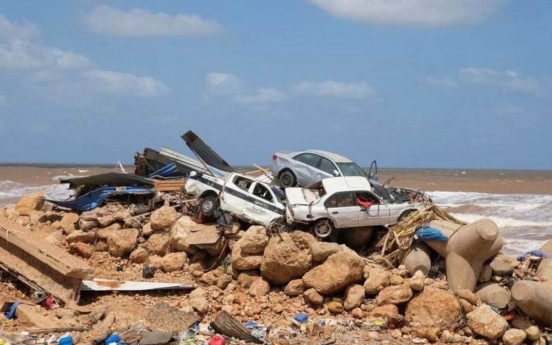 利比亚洪水摧毁四分之一城市，数千人亡